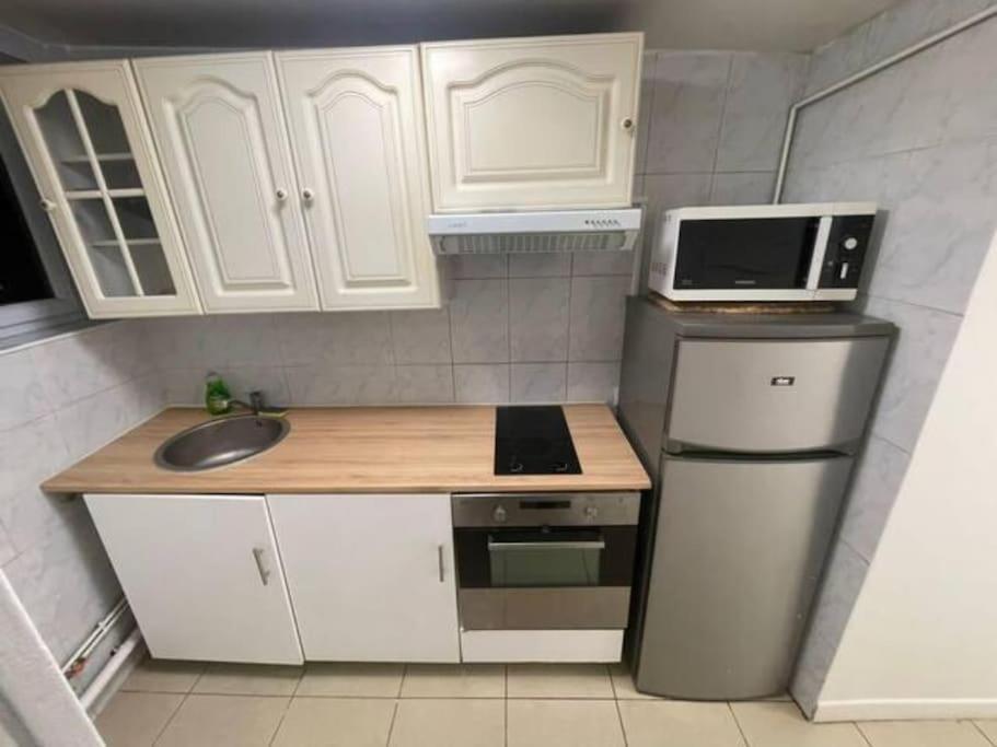 Grand Appartement - Montmartre - Republique - Anvers - 6 Pers Paris Exteriör bild
